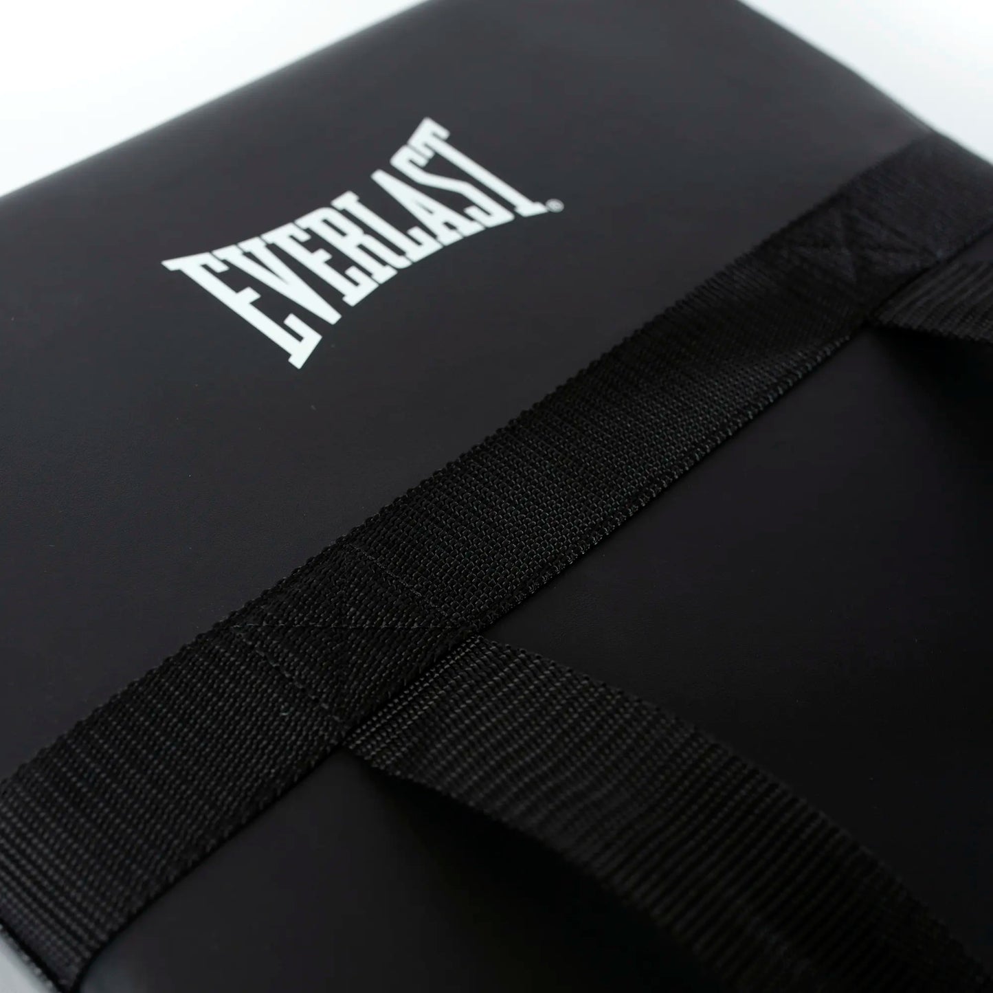 Everlast Titan Kick Shield Black