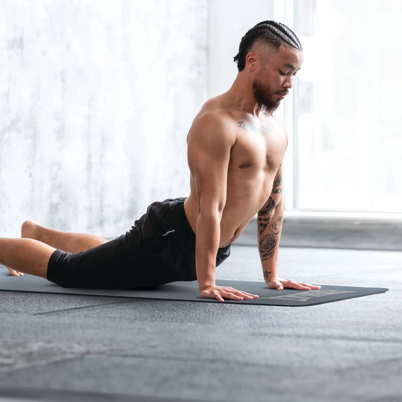 Everlast 15Mm Nbr Exercise Mat With Carry And Stretching Strap Charcoal