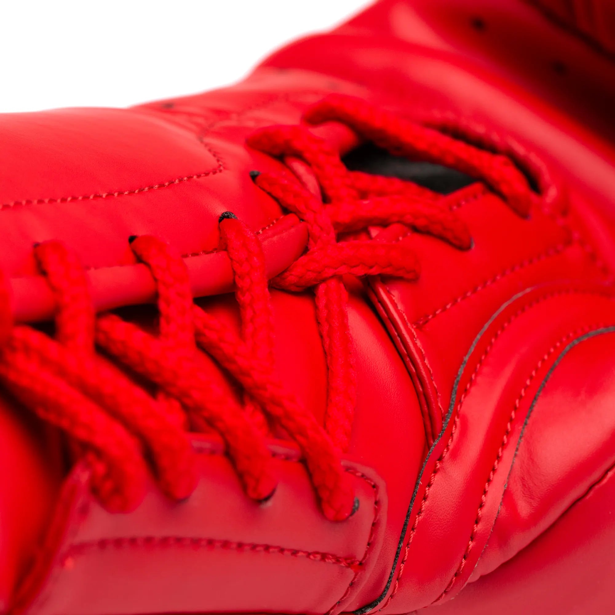 Everlast Elite 2 Pro Boxing Gloves - Laced Red