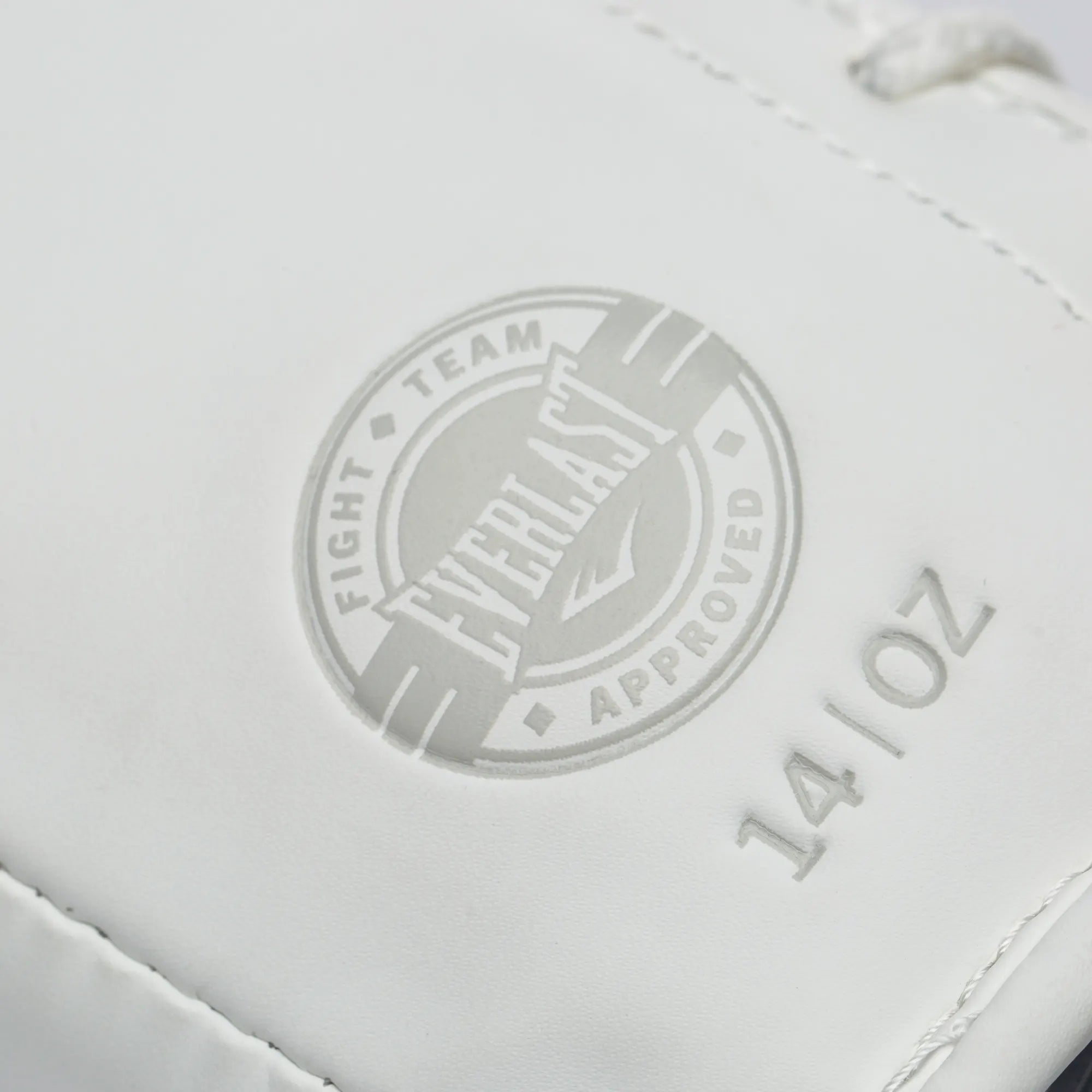 Everlast Elite 2 Pro Boxing Gloves - Laced White