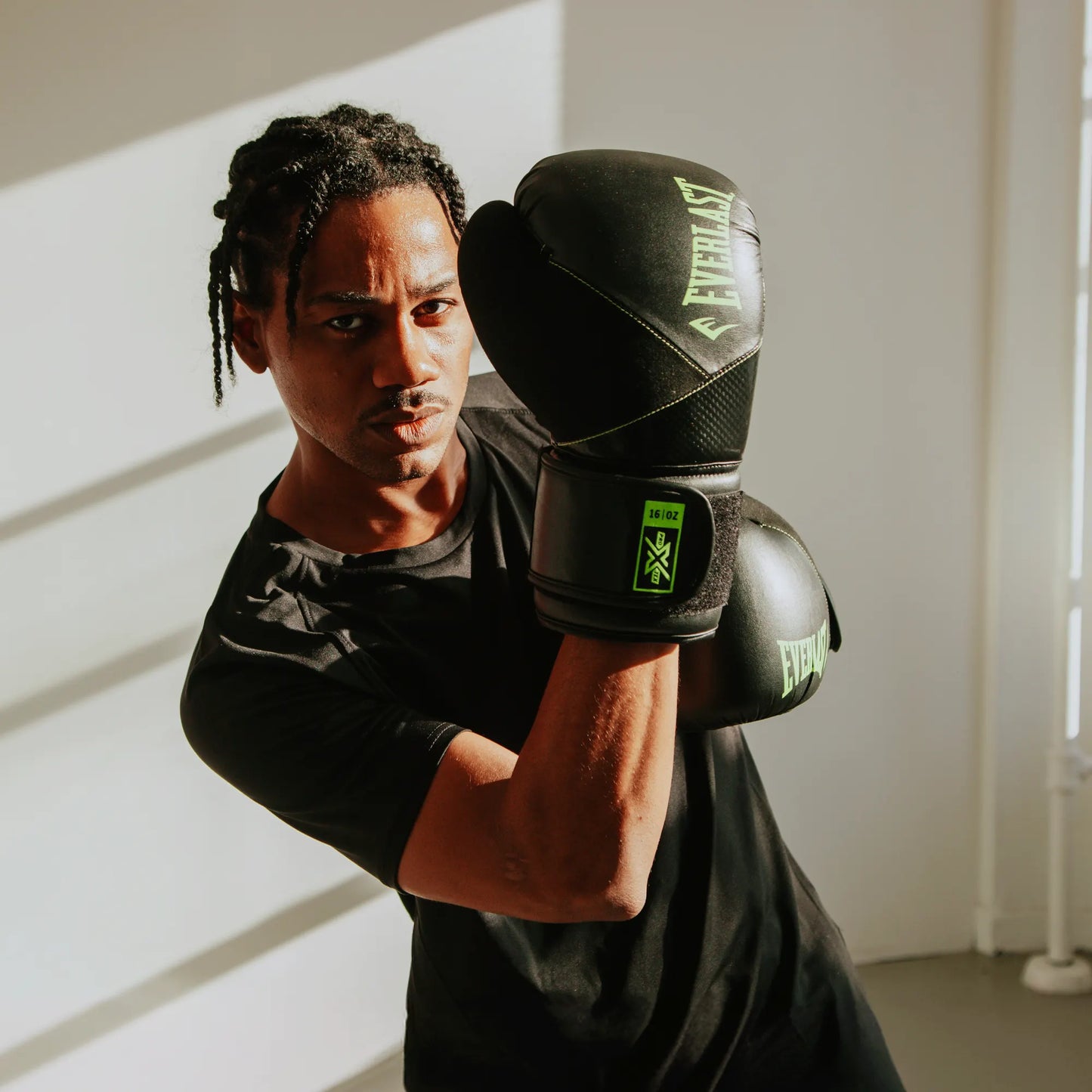Protex Boxing Gloves - Everlast Canada Protex Boxing Gloves Black/Green 