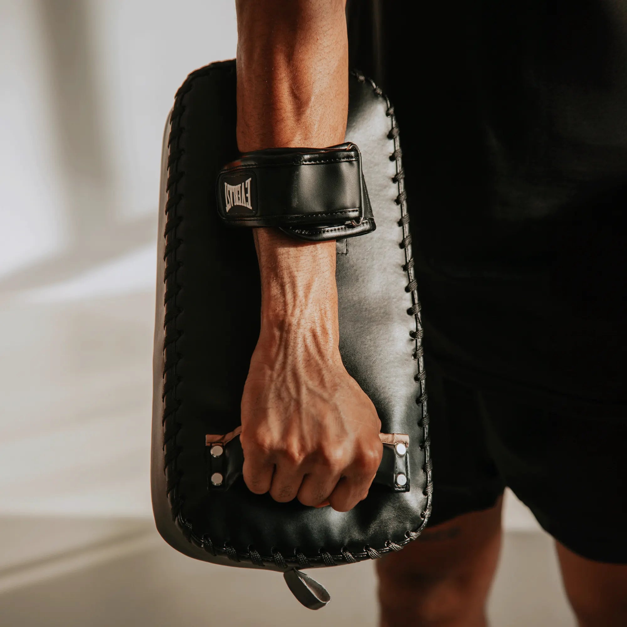 Titan Thai Pad - Everlast Canada Titan Thai Pad Black / ONE SIZE