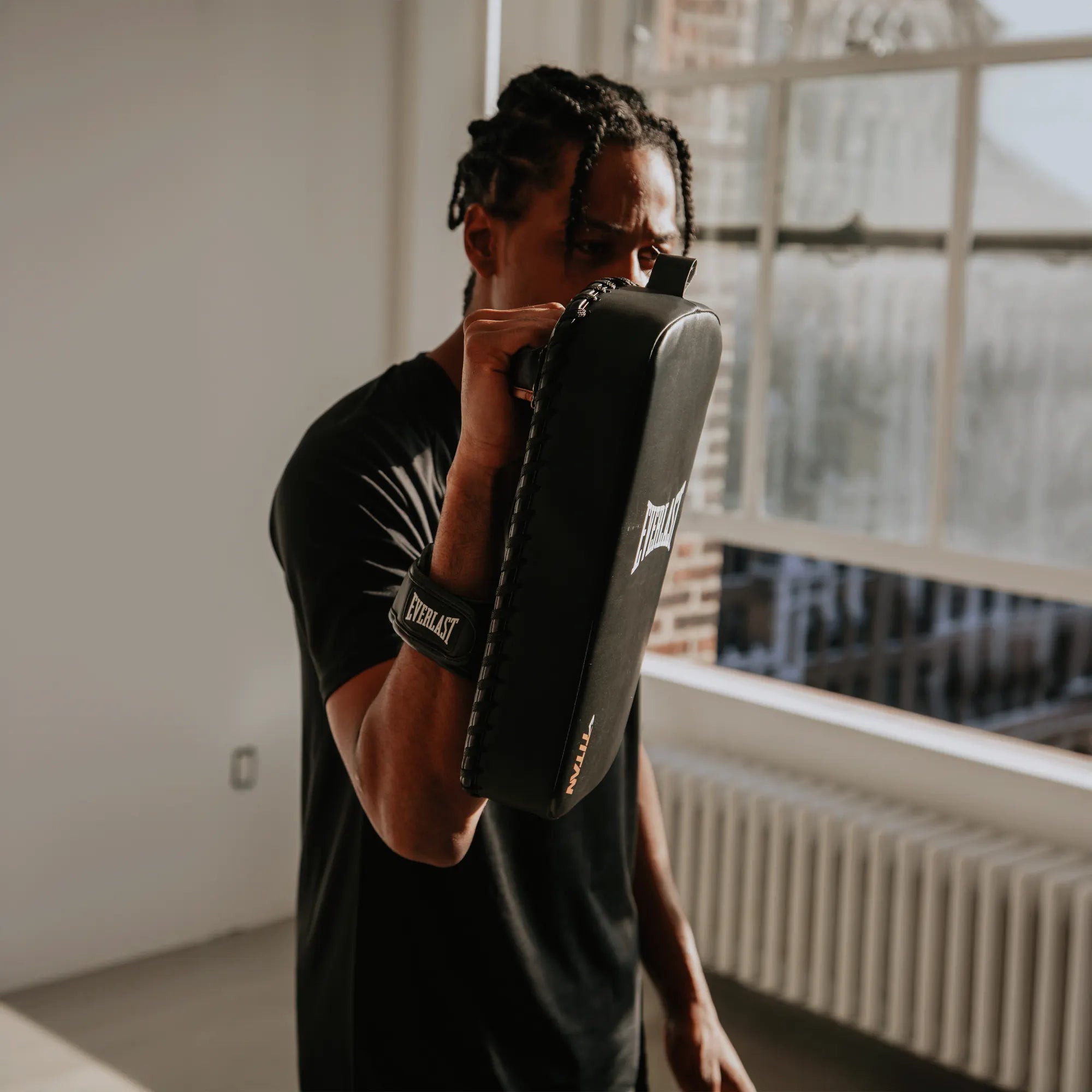 Titan Thai Pad - Everlast Canada Titan Thai Pad Black / ONE SIZE