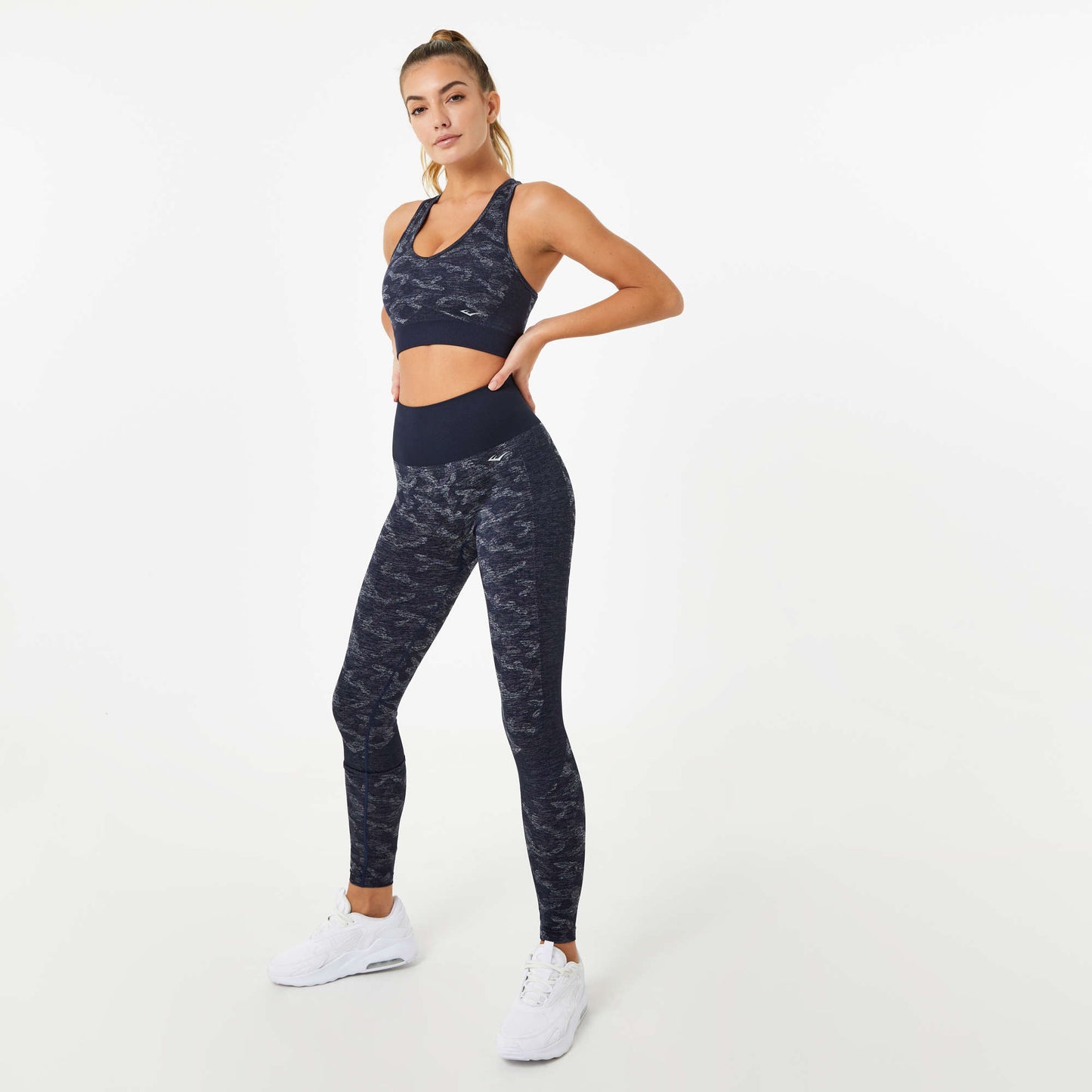 Women's Camo V-Neck Bra - Everlast Canada Women's Camo V-Neck Bra