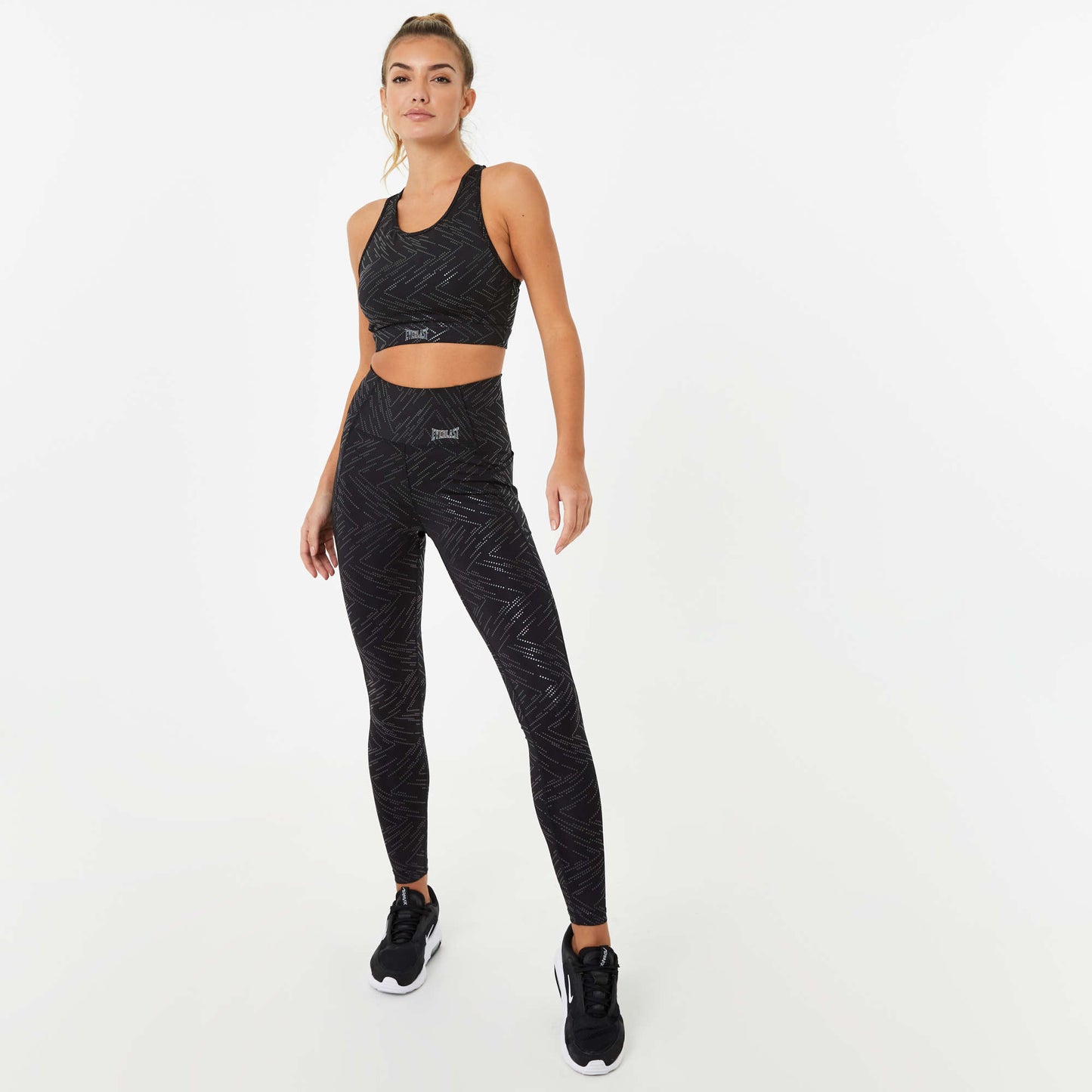 Women's Medium Support Racer Back Bra - Everlast Canada Women's Medium Support Racer Back Bra